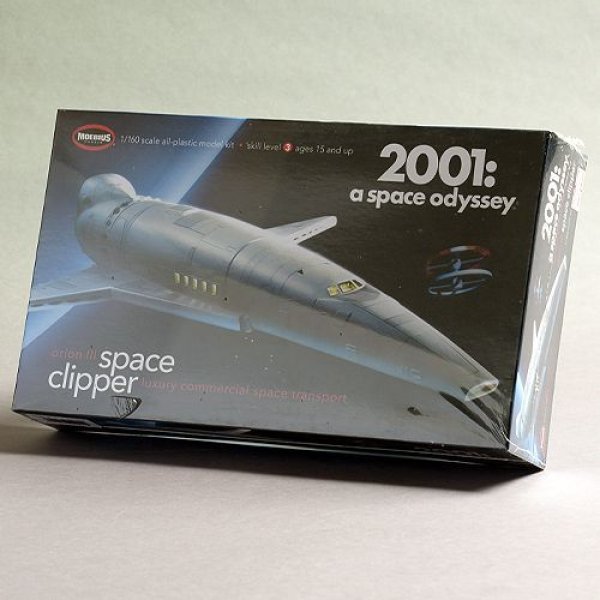 画像1: メビウス 2001年宇宙の旅 1/160 オリオン号 スペースクリッパー (1)
