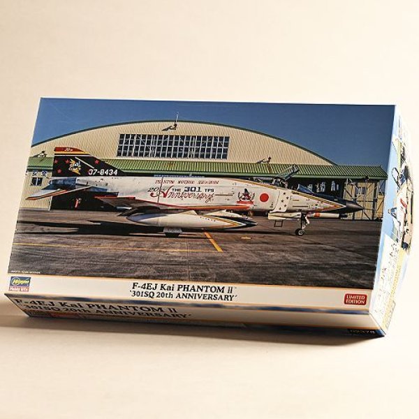 画像1: ハセガワ 1/72 F-4EJ改 スーパーファントム “301SQ 20周年記念” (1)